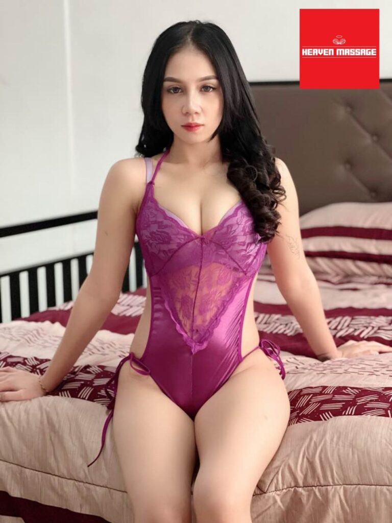Escort girl Rosalind Filipina KL escorts Kuala Lumpur