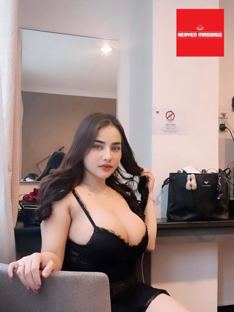 Sophia Malay KL escort girl in Kuala Lumpur